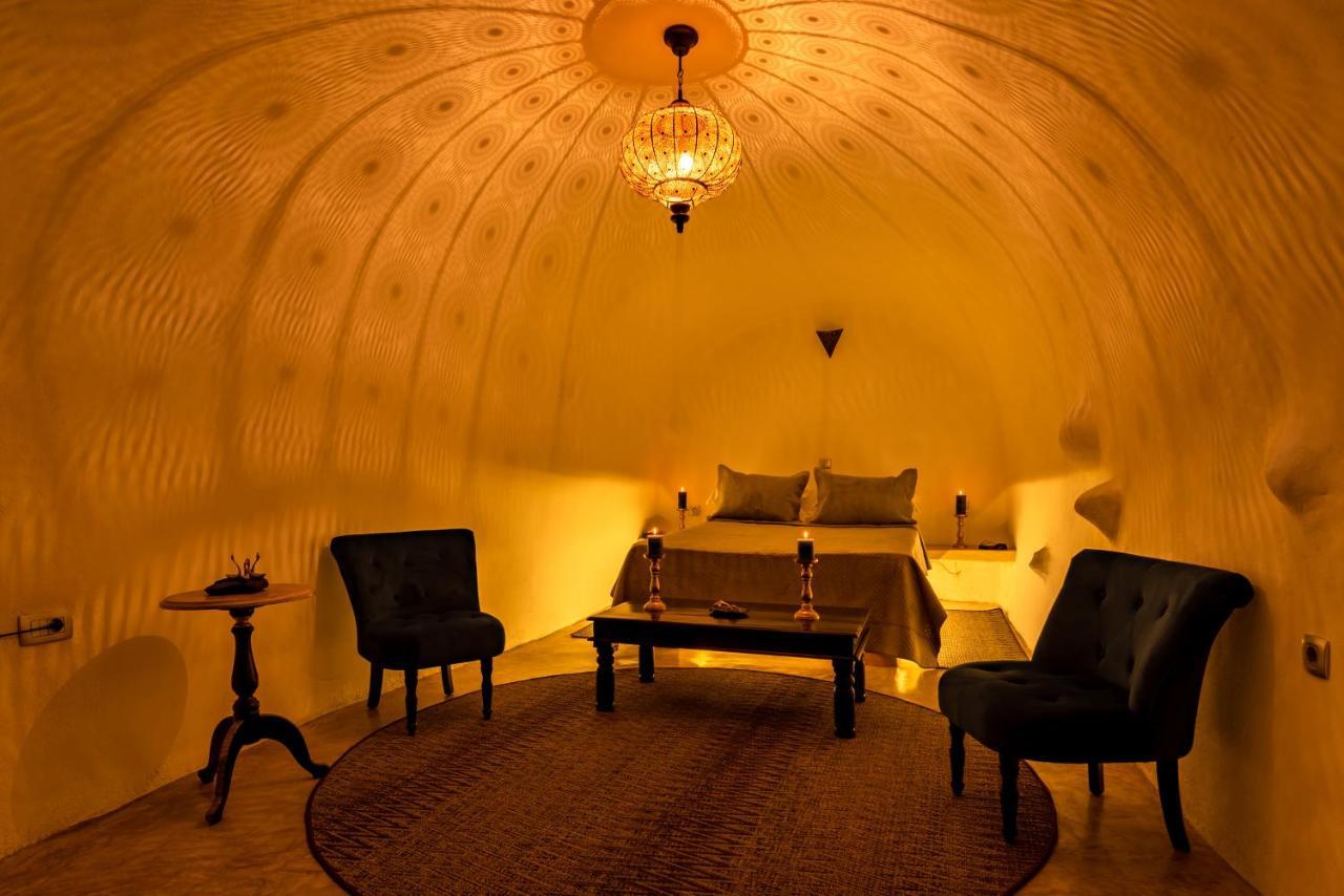 Akrotírion Black Bay Caves Suites מראה חיצוני תמונה