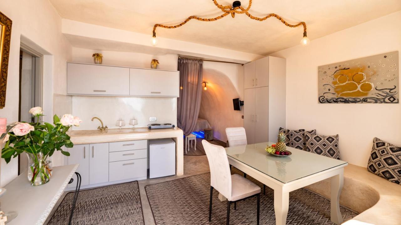 Akrotírion Black Bay Caves Suites מראה חיצוני תמונה